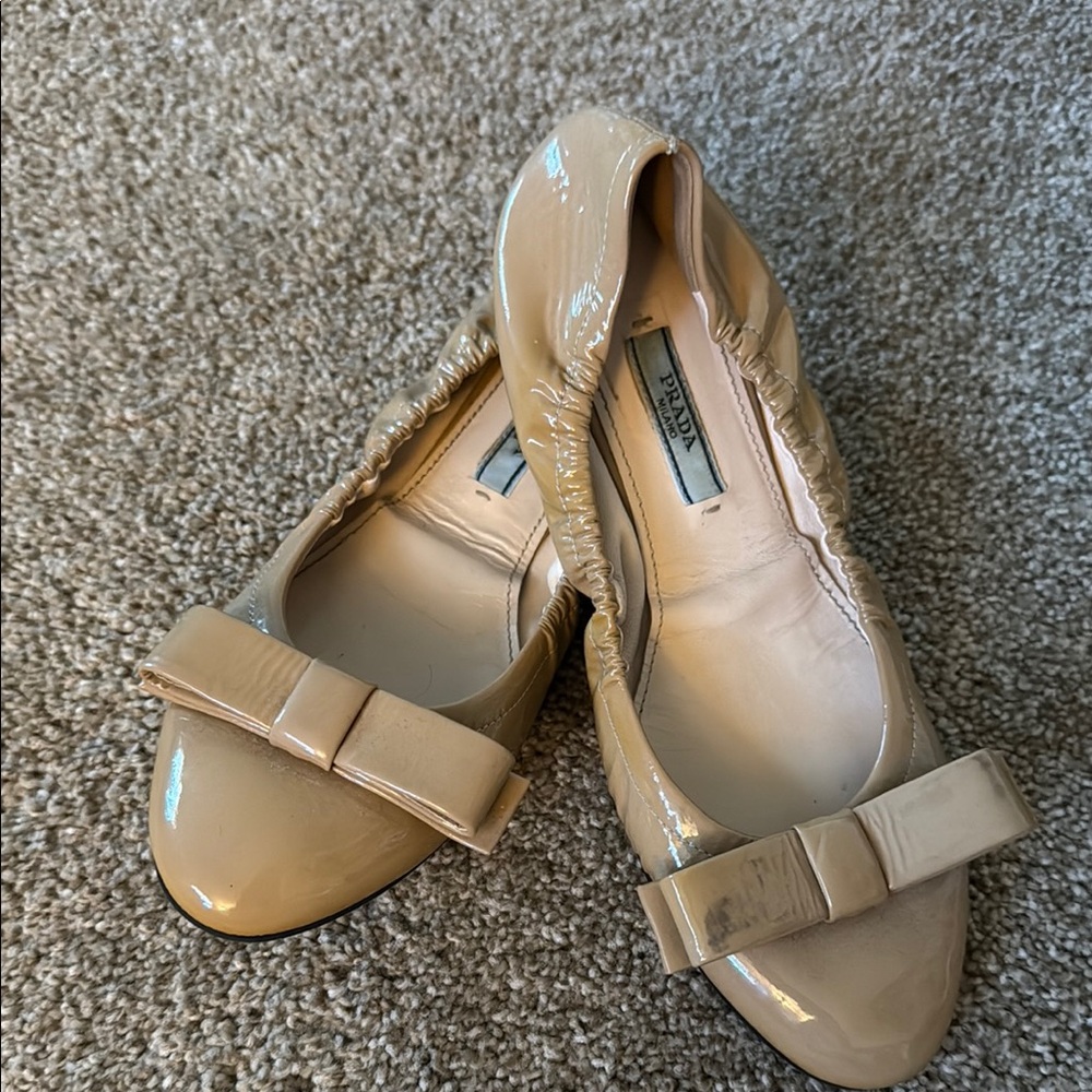 Prada Tan Leather Loafers with Bow Detail